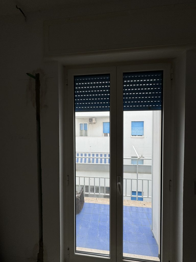 Sostituzione finestre Monopoli _ la situazione iniziale a casa dei nostri clienti _ Paradiso Le Finestre per Te